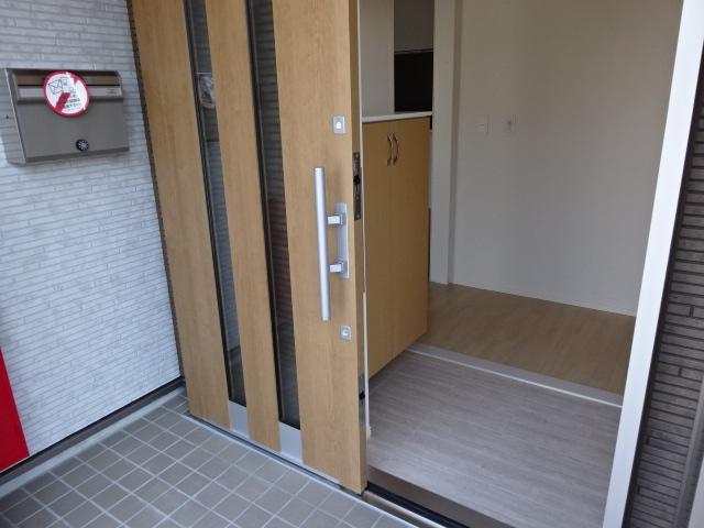 ヴェルデュール 玄関