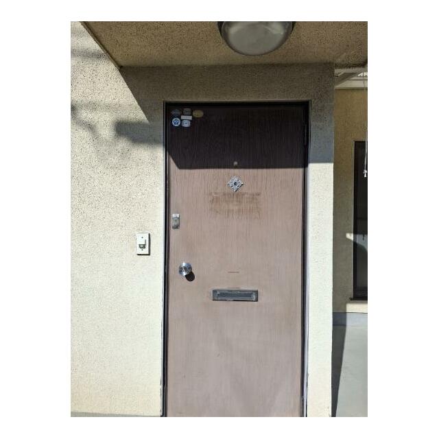 鈴木貸家 玄関