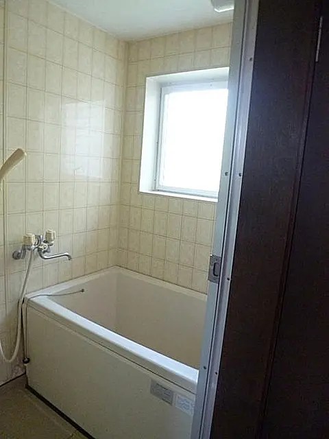 神奈川県伊勢原市笠窪 風呂画像