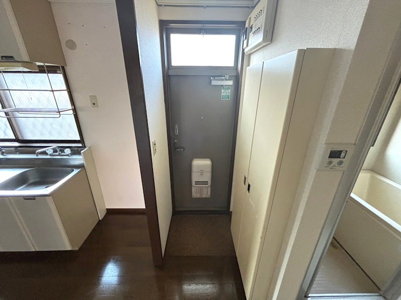 シティハイムアキヤマ 玄関