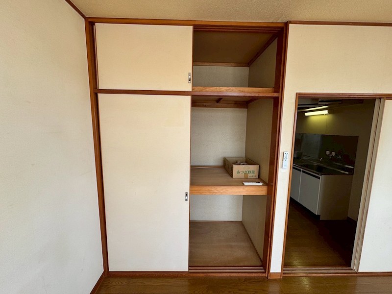 神奈川県秦野市三屋 収納