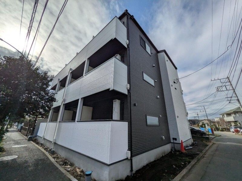 ルミエールいずみ中央 203号室 外観