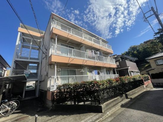 レジデンスニシイ　1号棟 203号室 外観