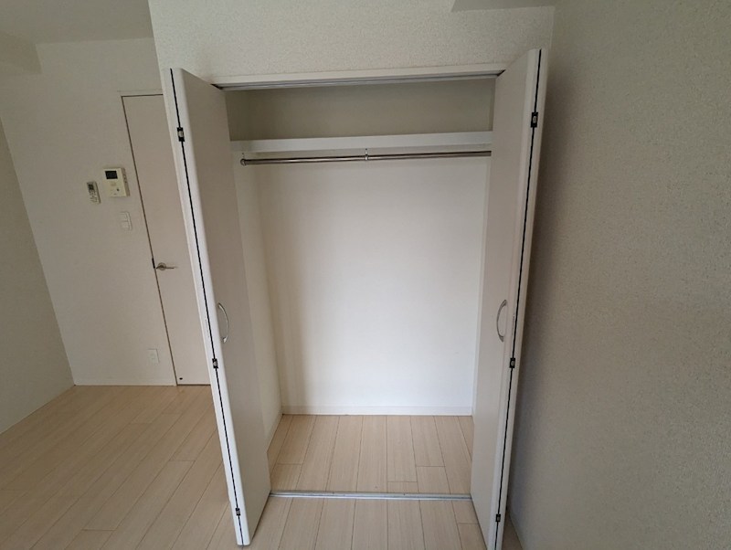ブランドール壱番館 収納