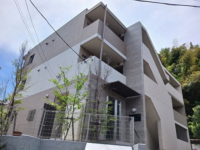 ラニカイ西鎌倉 201号室 外観