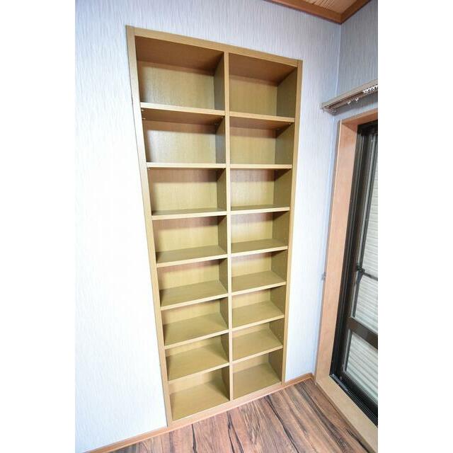 綾瀬市綾西5丁目戸建 収納
