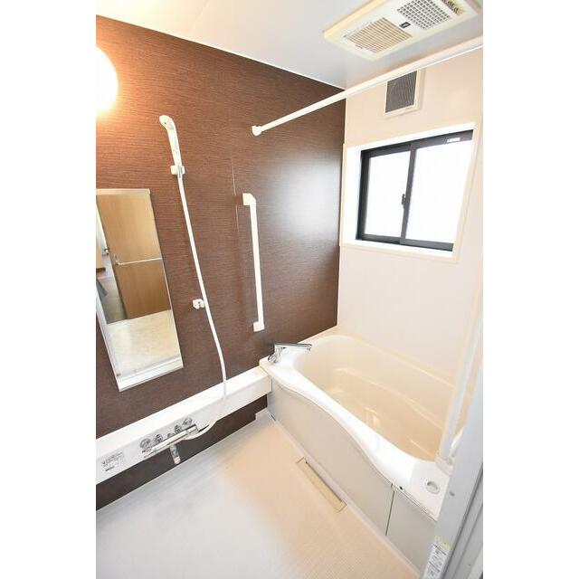 綾瀬市綾西5丁目戸建 風呂画像