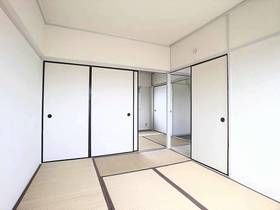 ビレッジハウス戸川２号棟 ベッドルーム