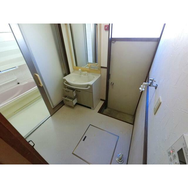 神奈川県鎌倉市手広２丁目 洗面所