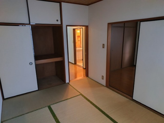 相湘13生沢ハイツ 収納