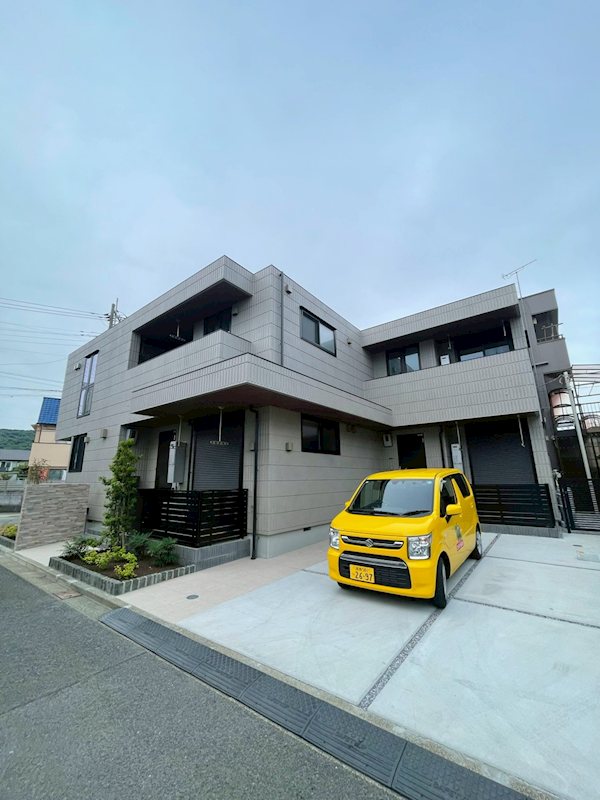 ＭＡＩＳＯＮ　ＱＵＡＴＴＲＯ 102号室 外観