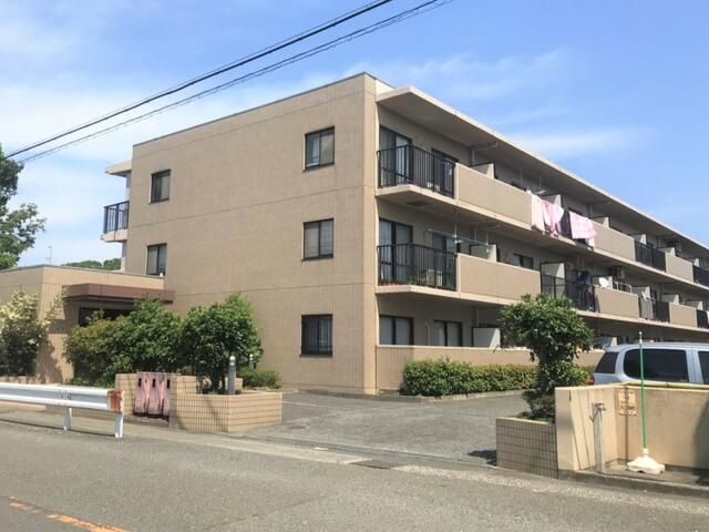 ロイヤルコート寒川 305号室 外観