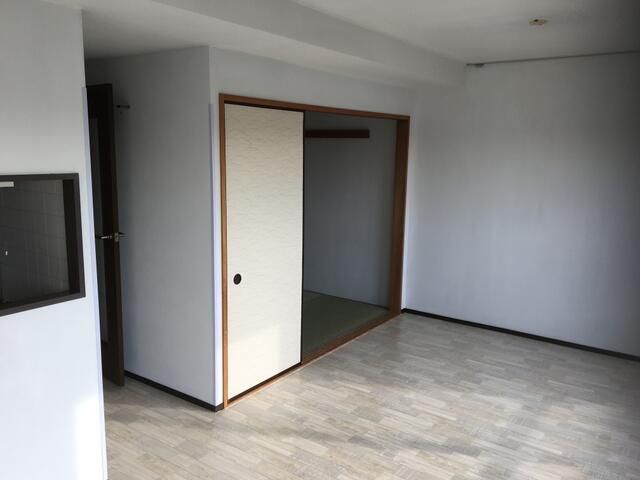 ロイヤルコート寒川 リビング