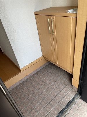 セレニティー 玄関
