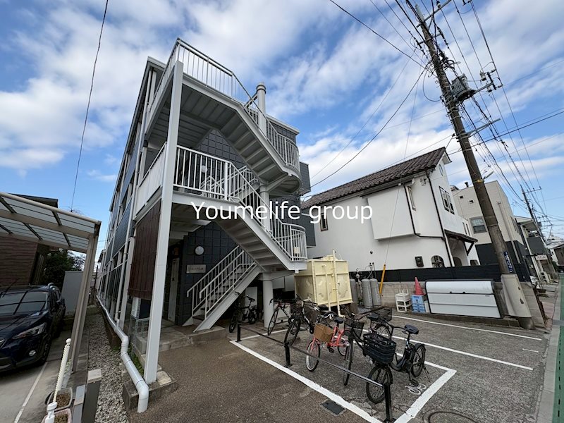 リエス伊勢原 202号室 外観