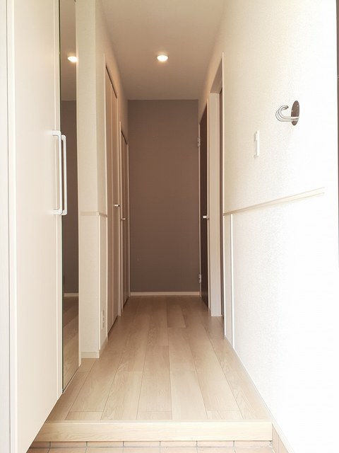 コモドカーサⅢ 玄関