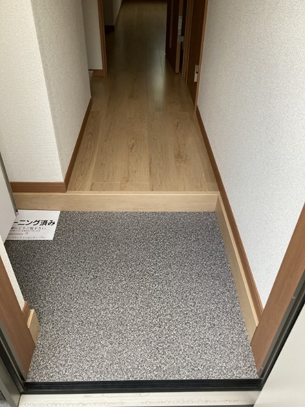 フローラ湘南茅ヶ崎 玄関