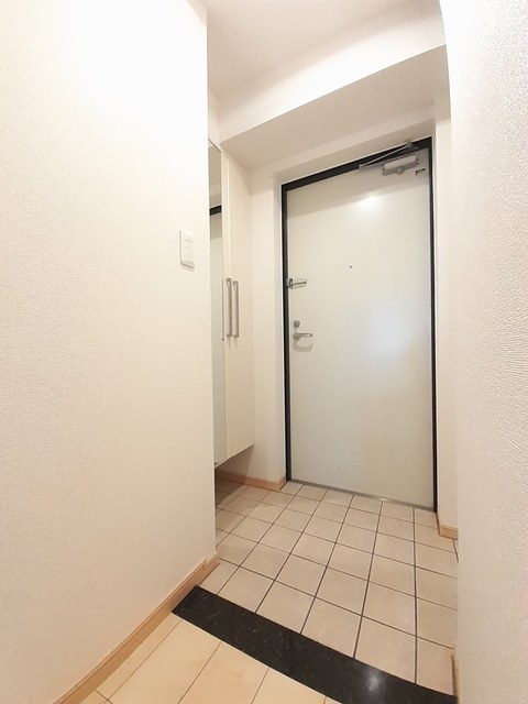 コティエール湘南 玄関