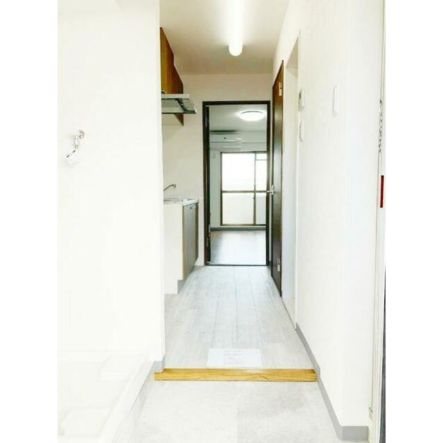 第一たつみ屋ビル 玄関