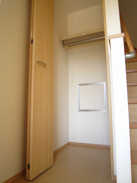 プラム 玄関
