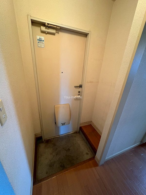 シャトレー湘南　Ａ 玄関