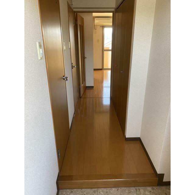 フローレンスⅡ 玄関