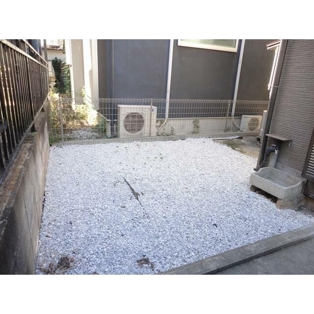 神奈川県座間市相武台２丁目 庭