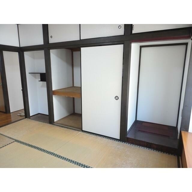 神奈川県座間市相武台２丁目 収納