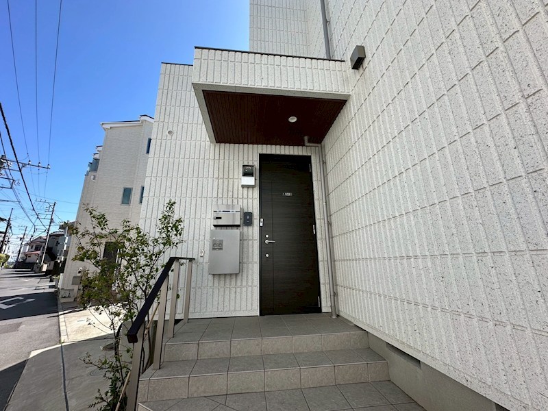 Ｍａｉｓｏｎ　ｌａ　ｂｅｌｌ　ｍｅｒ  玄関