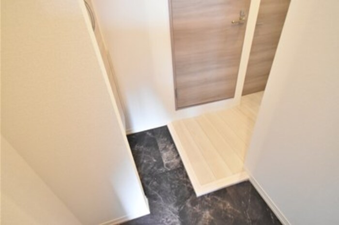 ManoirBlancⅡ 玄関