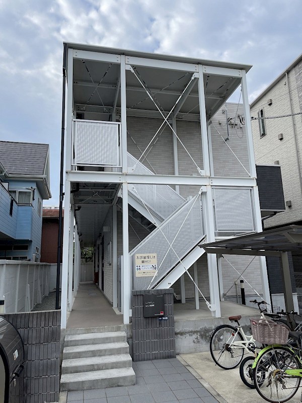 リブリ・代官町 201号室 外観