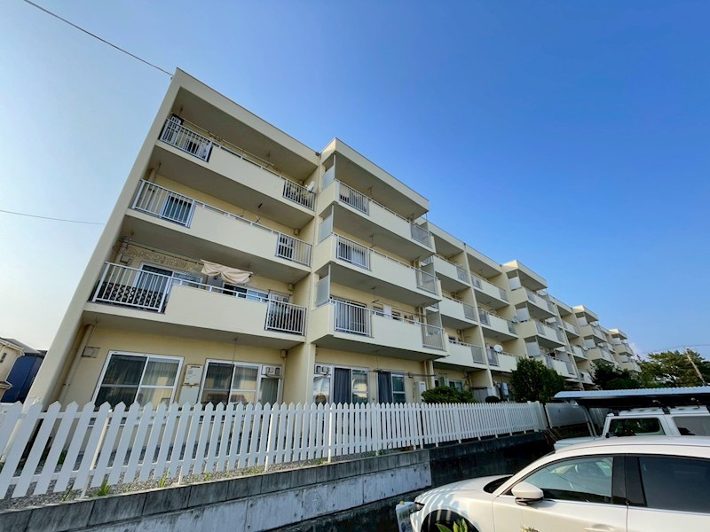 湘南ハイムFE棟 301号室 外観