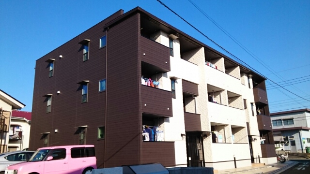 リヴェール代官 203号室 外観