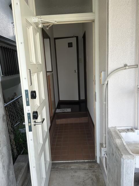 若竹町貸家 玄関