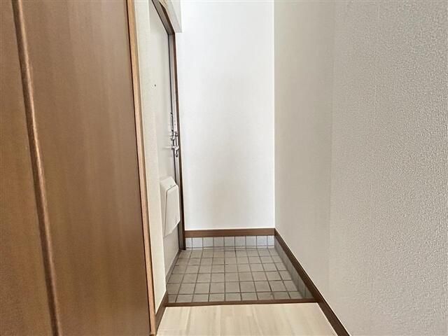 サンライズ和泉 玄関