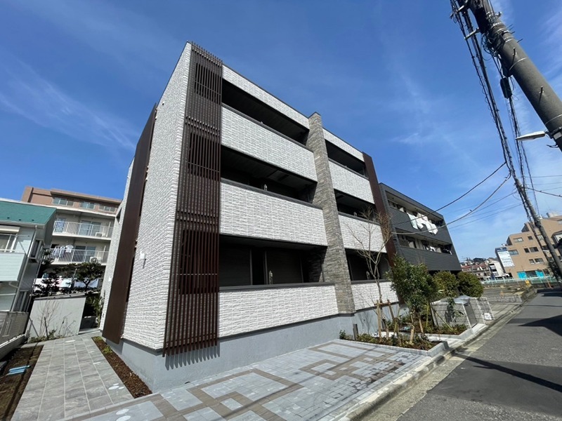 ベルドゥラ藤沢 202号室 外観