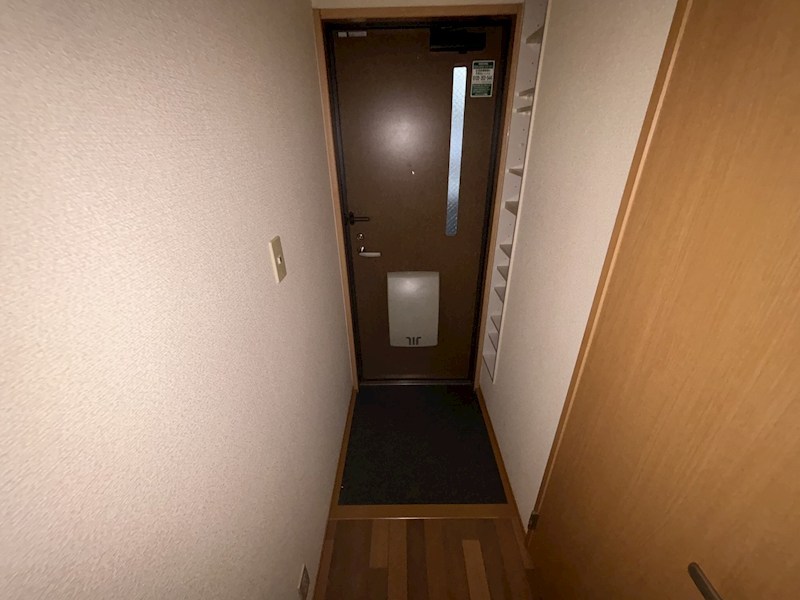 リヴェール南町 玄関