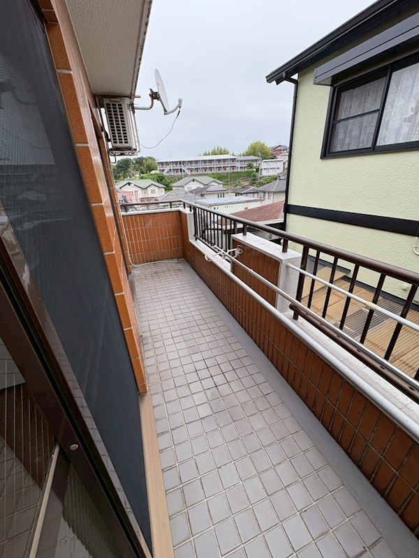 ロイヤルハイツ東海 ベランダ
