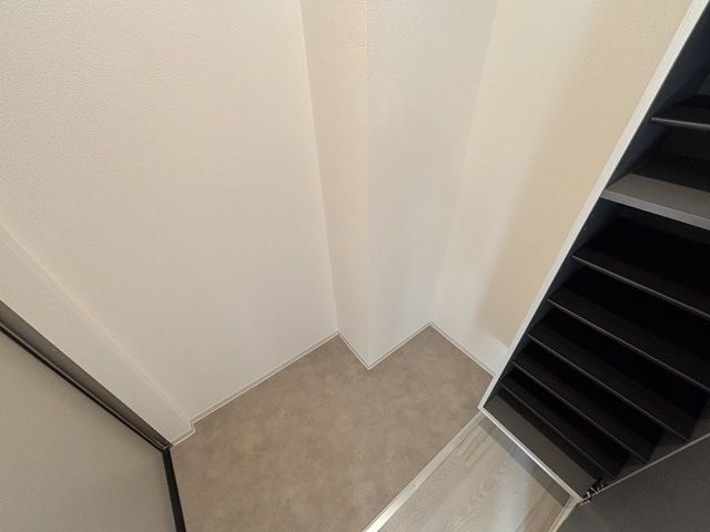ジーメゾン伊勢原デルタ 玄関
