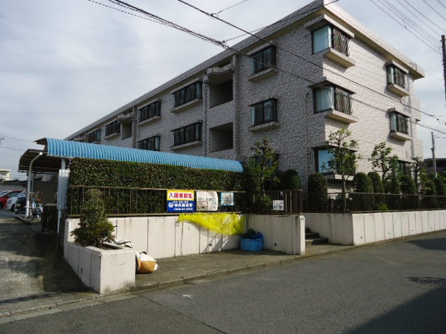 パストラル湘南 102号室 外観