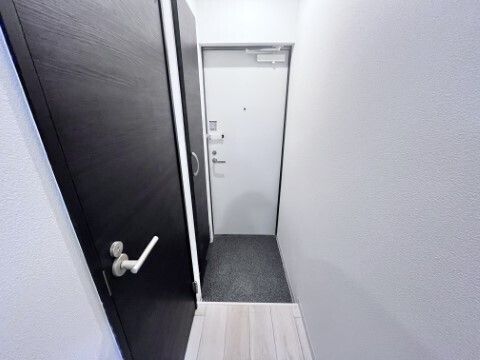 ジーメゾン海老名 玄関