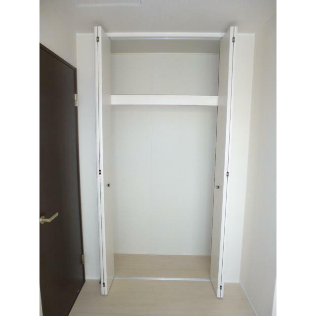 ワグテールビル(WAGTAIL　BLDG) 収納