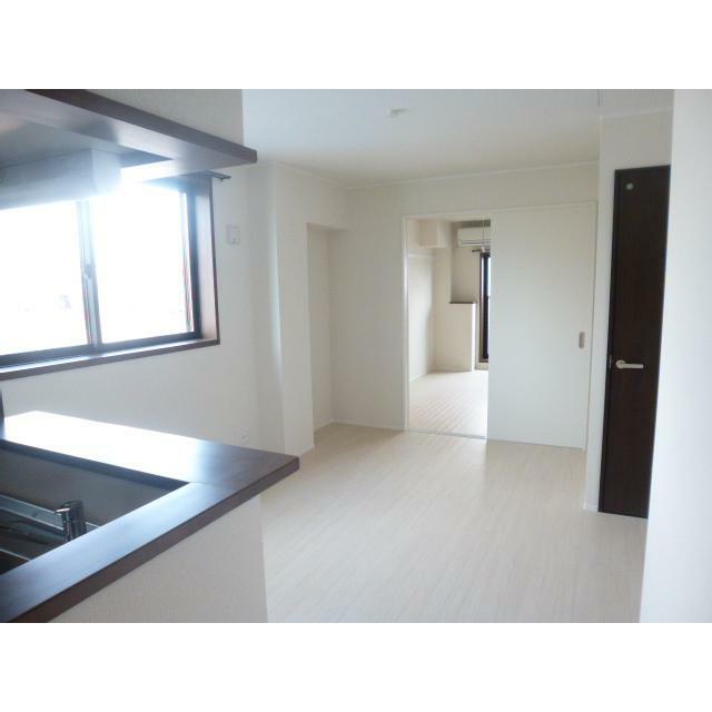ワグテールビル(WAGTAIL　BLDG) リビング