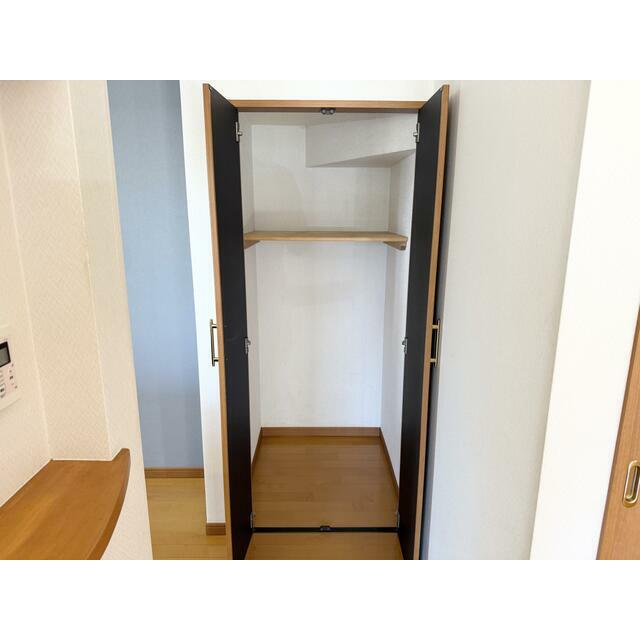神奈川県座間市相模が丘２丁目 収納