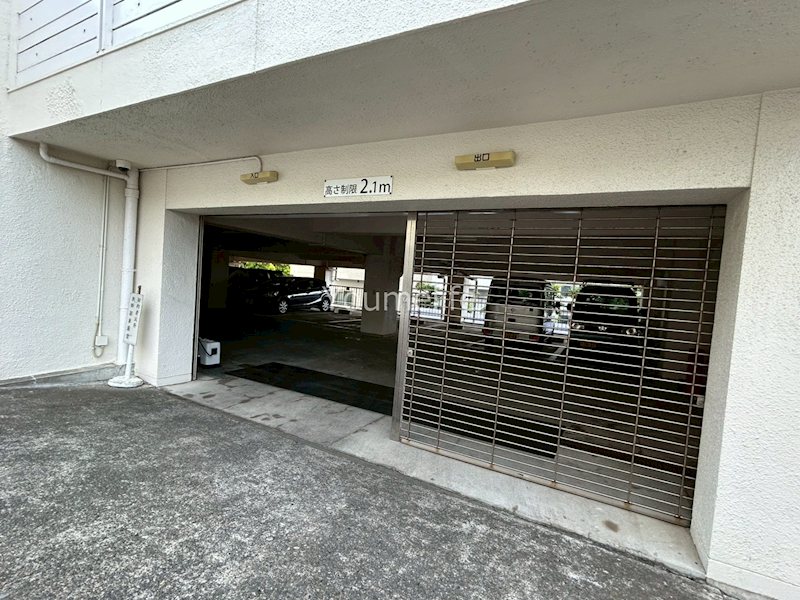 江の島マンション 駐車場