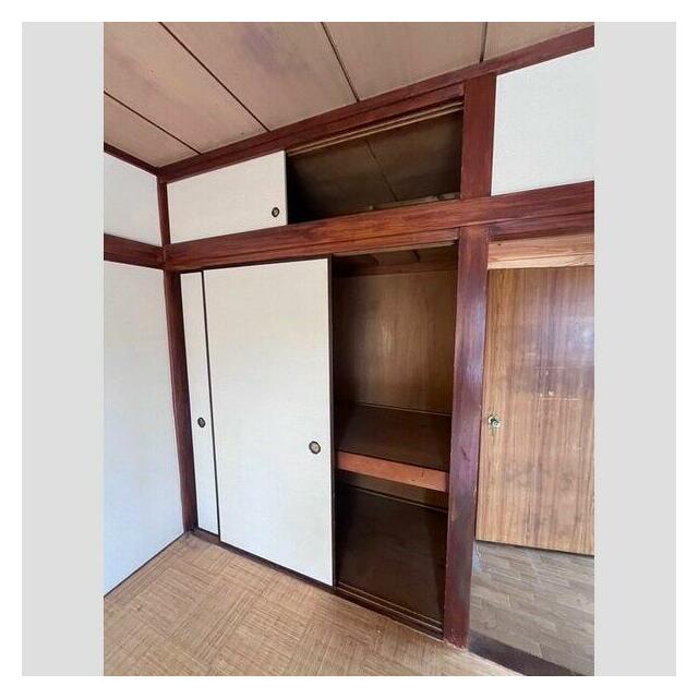 須賀テラスハウス 収納