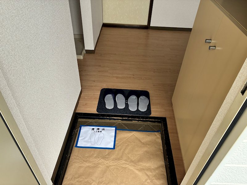 シュトラウスグラス 玄関