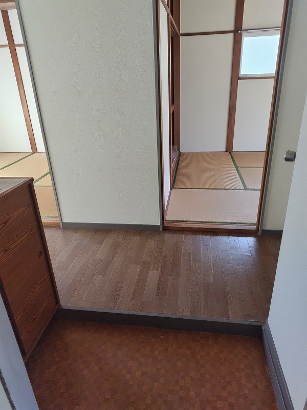 サニーサイド大磯B 玄関