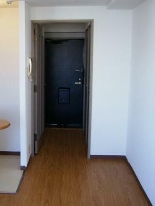 ライオンズプラザ平塚 玄関