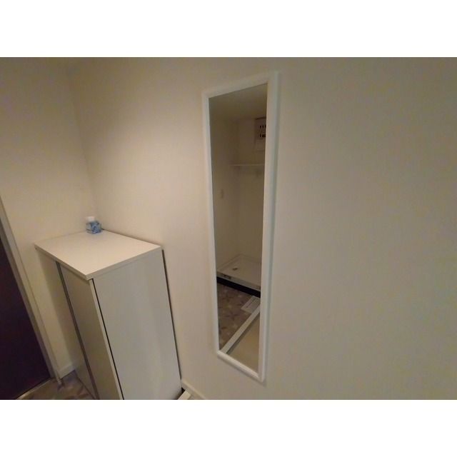 ロイヤルマンション松田 玄関